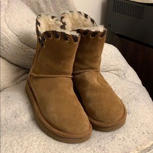 Ugg’s Classic short